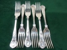 6 nice Vintage  Dinner Table