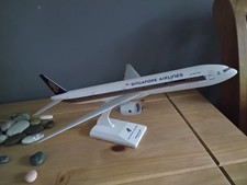 Skymarks Airline Model. SKR179. Singapore Airlines Boeing 777-300 ER. 1-200
