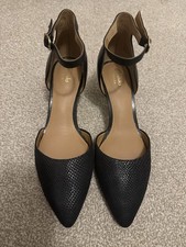 Clarks Women's Black Sage