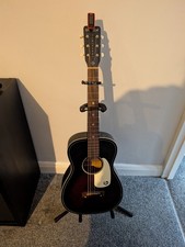 Gretsch G9500 Jim Dandy Acoustic. Comes With Fender Stand And Capo. Also A Tuner