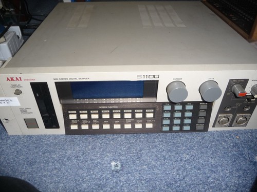 Akai s1100 sampler - s1100, (