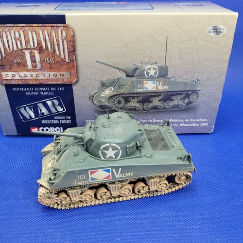 Corgi sherman tank - corgi, cc51005