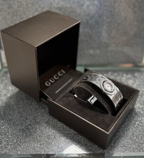 Vintage GUCCI Twirl Bracelet Bangle Mother of Pearl Dial Woman's Quartz Watch