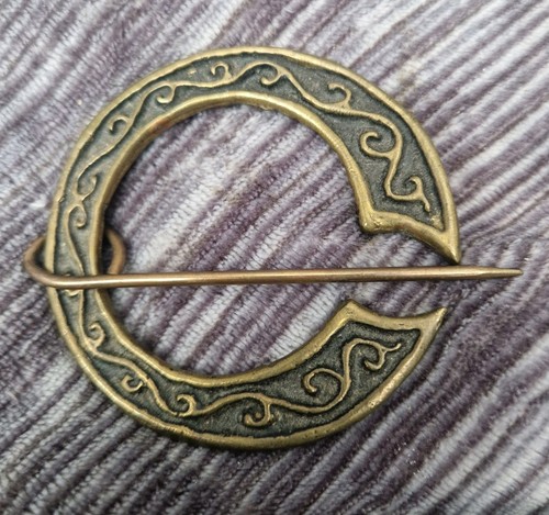 Vintage brass penannular - vintage,