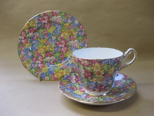 Vintage pretty floral - vintage, chintz