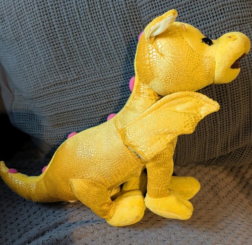 Talking dragon from - ,
