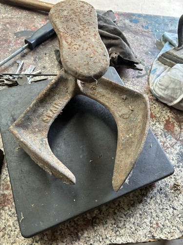 Vintage swan size cast - size, 2
