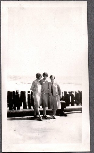Vintage photograph flapper - vintage, '30