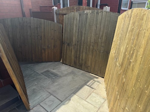 Close board arch top - arch,