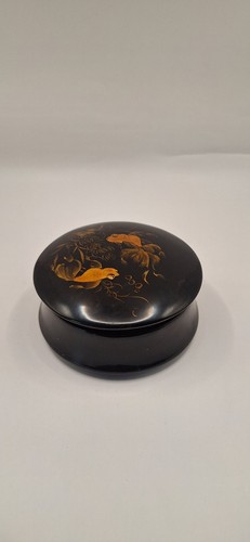 Vintage japanese lacquer round - vintage,
