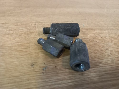 Hyosung cruise 125 bolts - 2,