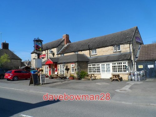 Photo the black horse - the, pub