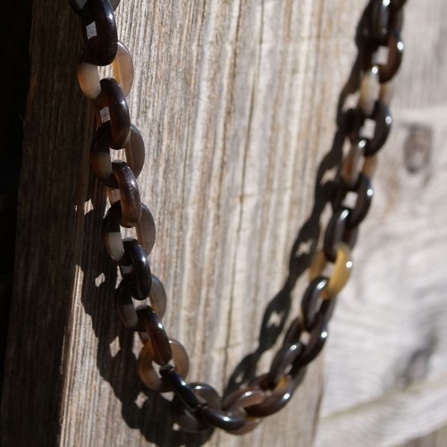 Horn chain uniform - horn,