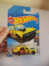 new TIME ATTAXI hw metro HOT WHEELS toy car YELLOW TAXI CAB 226/365