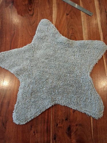 Dunelm grey 65cm star rug - star,