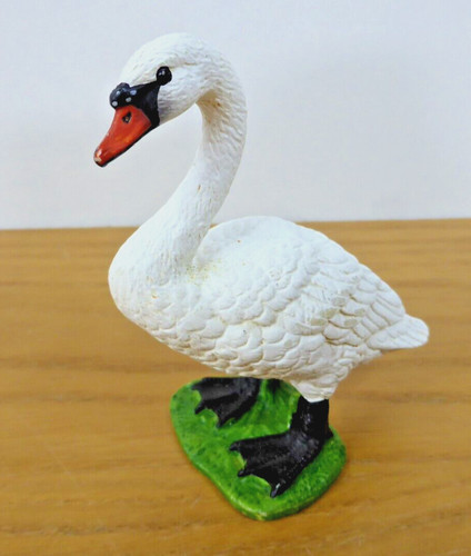 Schleich retired farm - schleich,