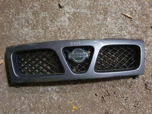 Nissan terrano r20 front - nissan,