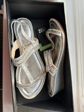 QUIZ Diamante Embelleished