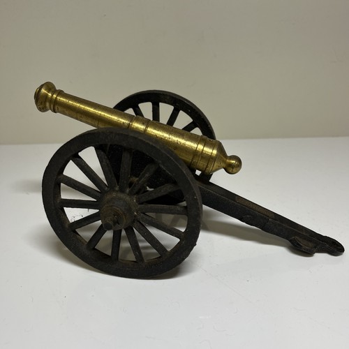 Antique cast iron metal - antique,
