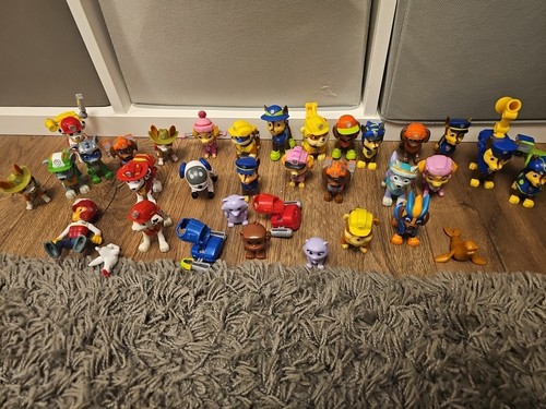 Paw patrol figures - paw,
