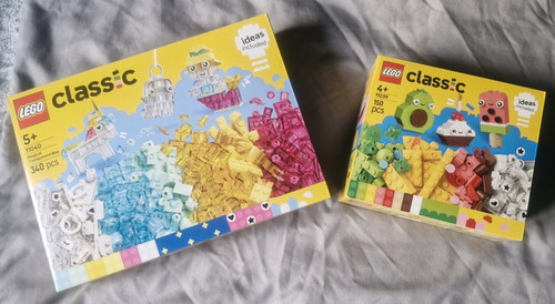 Lego classic sets 11040 and - classic,