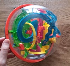 3D Spherical Maze Ball Balance Game and Puzzle Toy