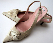 Women’s Cream Slip-On Kitten