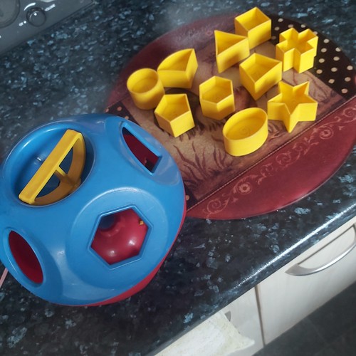 Tupperware vintage 1970s shape - tupperware,