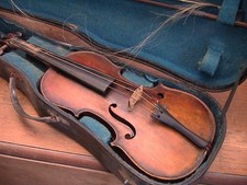 Violin  vintage.Antonius Stradivarius Cremonensis