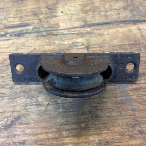 Sash pulley antique - antique, iron