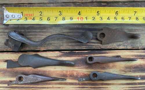 Antique lever under - 6,
