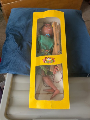 Vintage pelham puppet native - pelham,