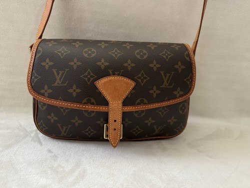 Louis vuitton solange - louis,