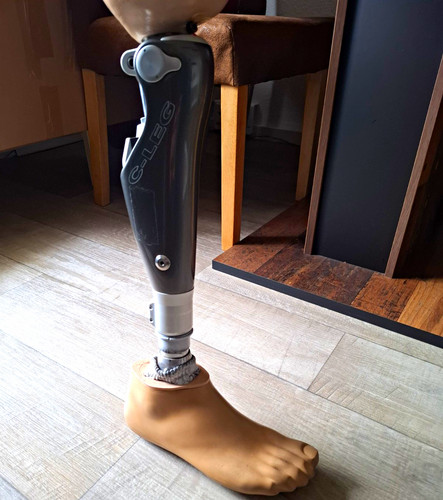 Ottobock prosthetic leg right