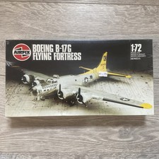 Airfix 05005 Boeing B-17G Flying Fortress 1/72 aircraft model kit in 1986 SEALED