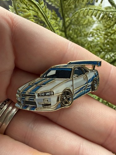 Nissan skyline blue and - blue,
