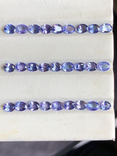 Natural blue tanzanite oval - blue,