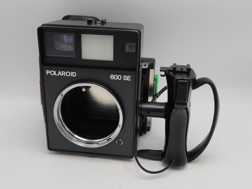 Polaroid 600 medium format - 600,