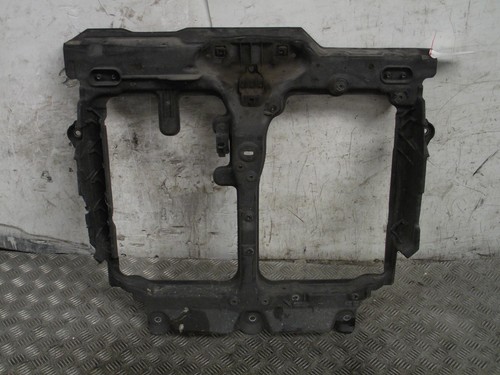 Nissan elgrand front - front, radiator
