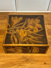 Wooden Keepsake Box | Jewellery box | Trinket Box. Flowers/Lillies