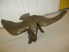 20TH CENTURY VINTAGE JAPANESE BRASS CAST METAL LARGE WING EAGLE SITTING ON TREE