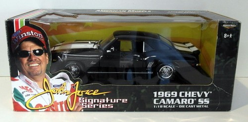 Ertl scale diecast - 1/18,