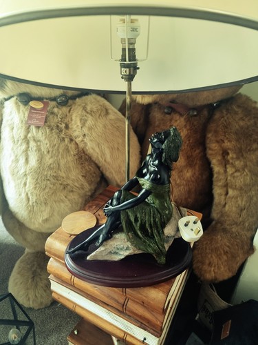 Beautiful vintage lady lamp - beautiful,