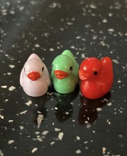 100 Mini Resin Ducks, Miniature Realistic Shape Tiny Duck Toys, Baby Bath Toys