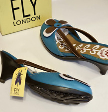 Ladies Fly London. Slip on