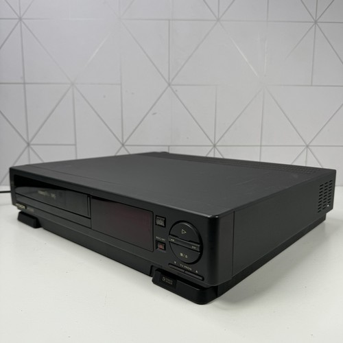 Hitachi m230e video deck - video,