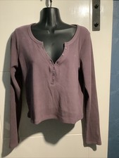 Ladies Hollister Top Size XL