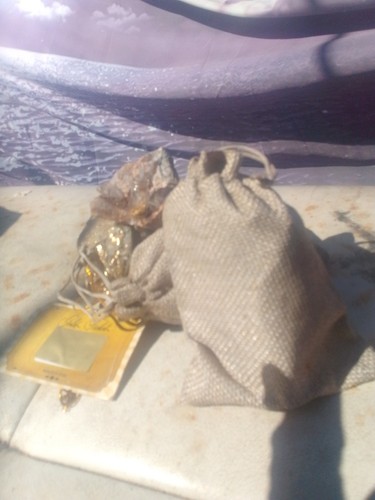 Paydirt gold ore family - ore, pack