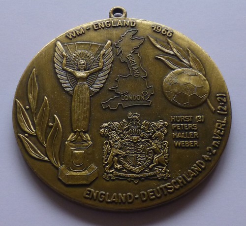 Fifa world cup 1966 decoration - cup,