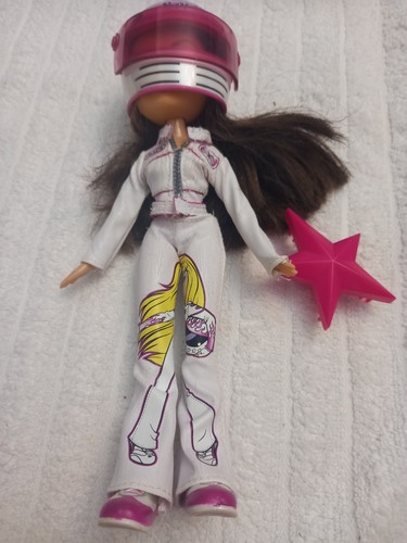 Bratz play sportz - play,